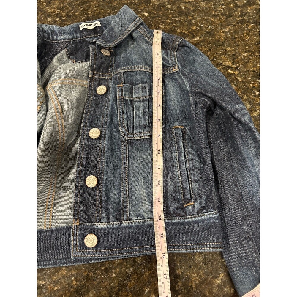 Express Denim Trucker Jacket Womens XS Dark Wash Button Front Long Sleeve Hippy - Picture 5 of 8